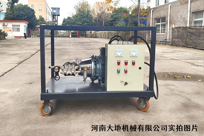 二手設(shè)備翻新除銹、除漆清洗機